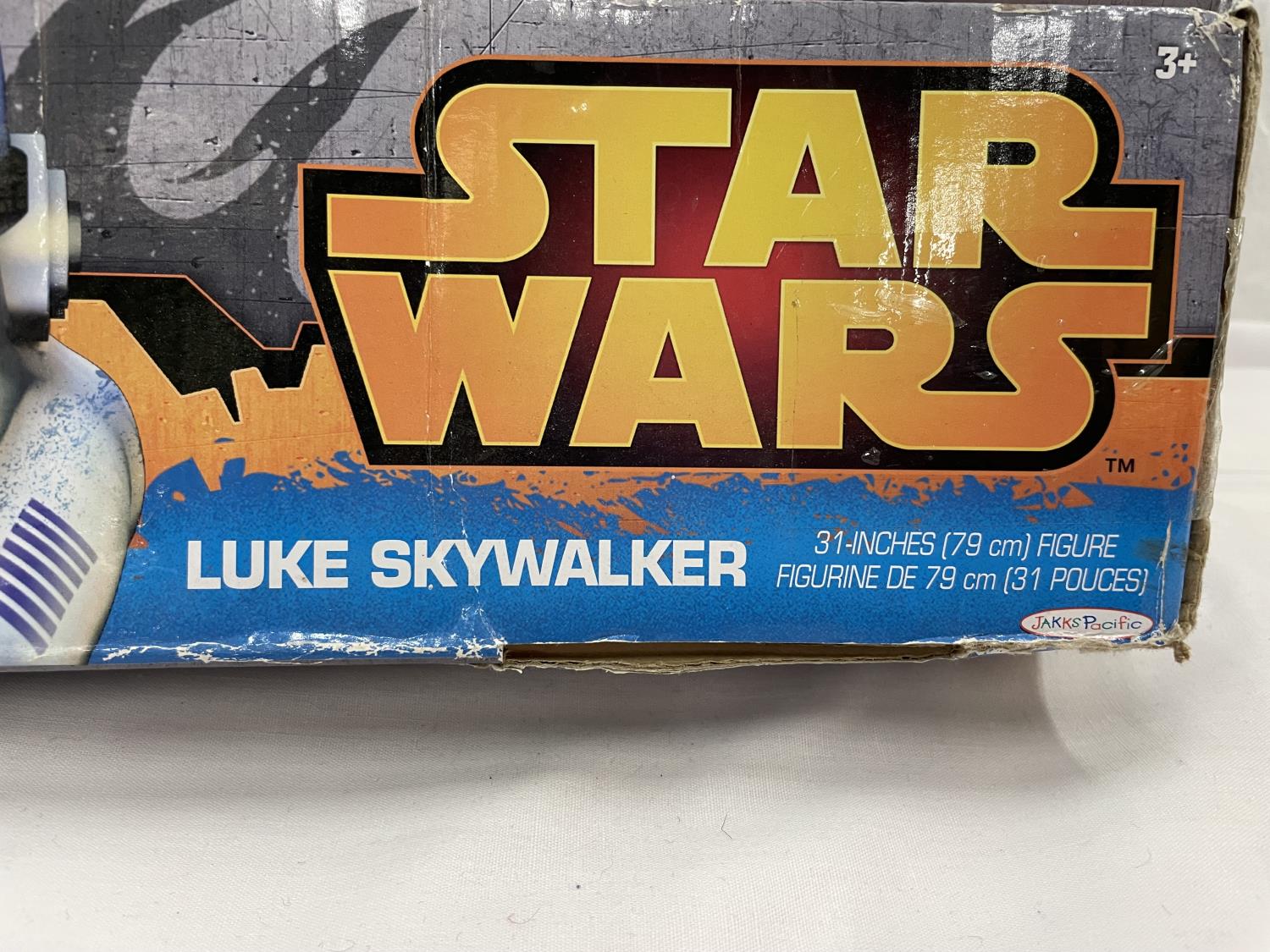 A LARGE BOXED STAR WARS LUKE SKYWALKER FIGURE HEIGHT 79CM - Image 6 of 6