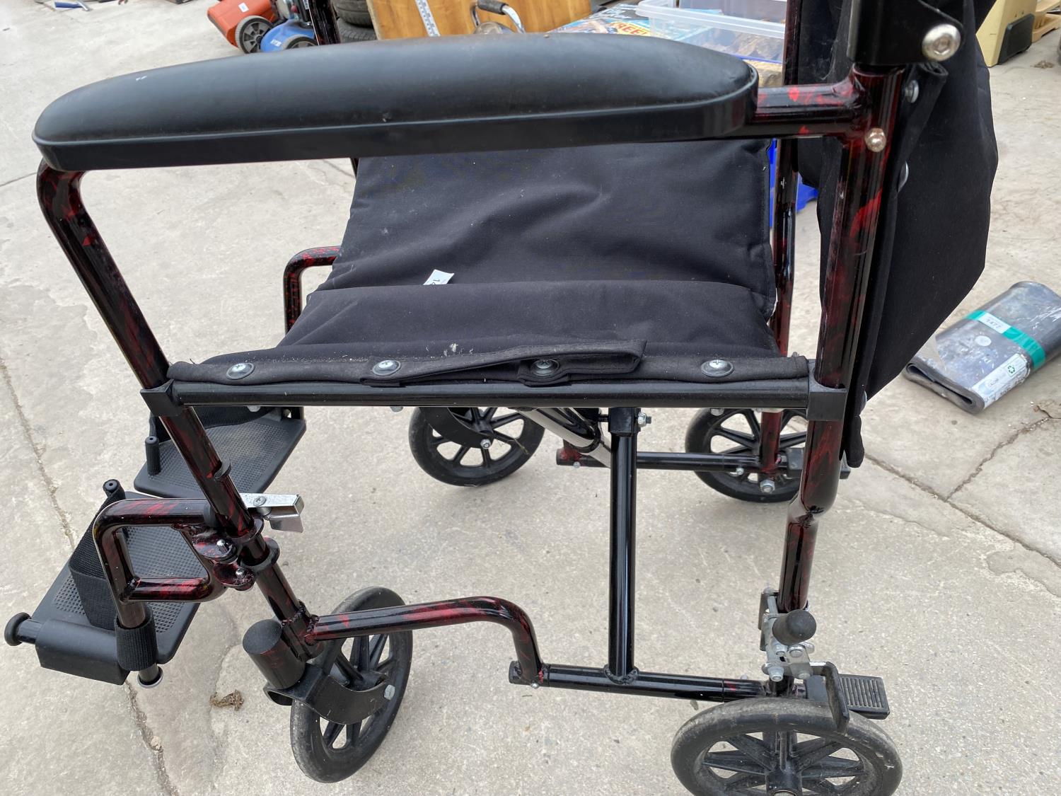 A FOLDING WHEEL CHAIR - Image 4 of 5