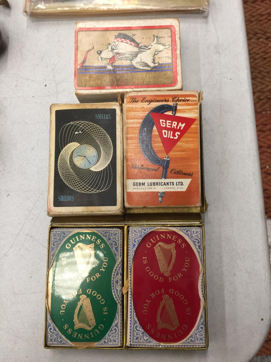 FIVE VINTAGE PACKS OF PLAYING CARDS TO INCLUDE GUINNESS, ETC - Image 2 of 4