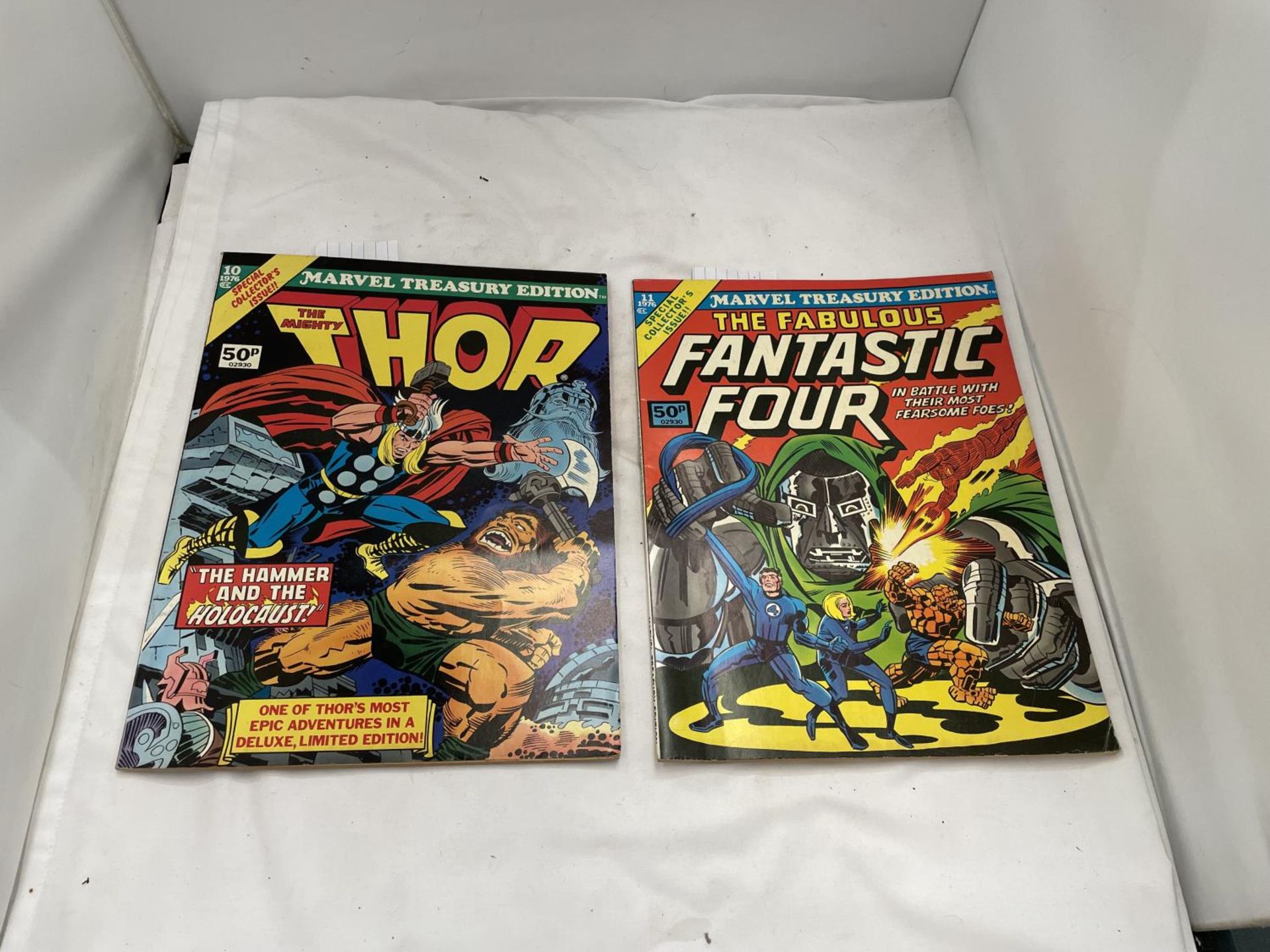 TWO MARVEL TREASURY EDITION COMICS FROM 1976 - NO 10 'THE MIGHTY THOR' AND NO 11 'THE FANTASTIC - Image 2 of 6