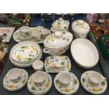 A LARGE QUANTITY OF VILLEROY AND BOCH 'GERANIUM' DINNERWARE TO INCLUDE PLATES, CUPS, SAUCERS,