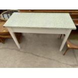 A WHITE PAINTED KITCHEN TABLE WITH FORMICA TOP AND SINGLE DRAWER, 48X21"