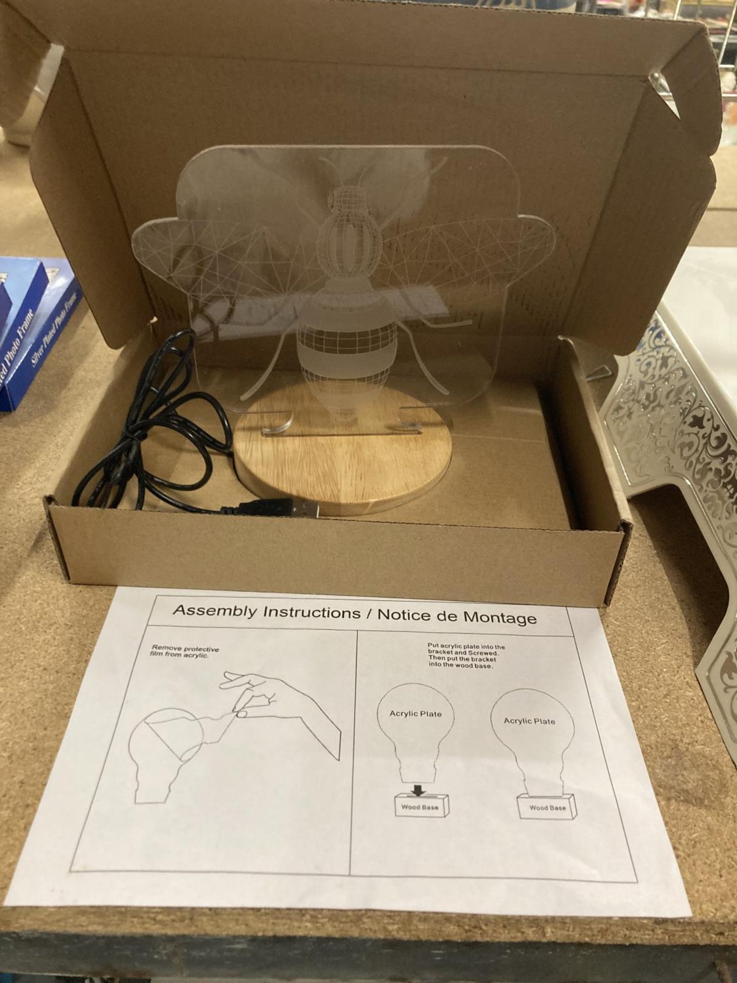 A LUMINOLOGY LAMP - A WOODEN BASE WITH A PERSPEX BEE - Image 2 of 2
