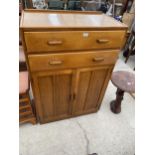 A MID 20TH CENTURY OAK TALLBOY, 33" WIDE