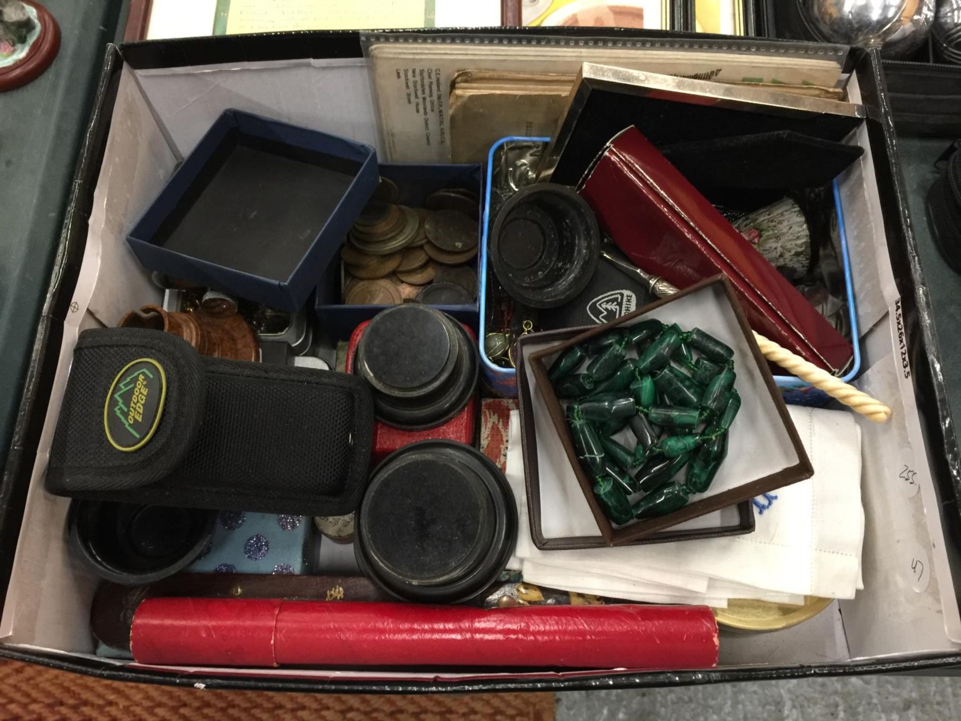 A BOX OF VARIOUS ITEMS TO INCLUDE COSTUME JEWELLERY, COINS, HIP FLASK, PEN KNIFE ETC
