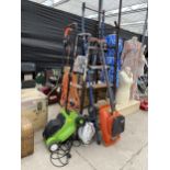 VARIOUS GARDEN RELATED ITEMS TO INCLUDE STEP LADDERS, A FLYMO, MOWER, LEAFBLOWER ETC