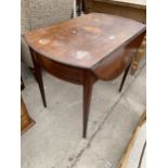 AN EDWARDIAN MAHOGANY AND INLAID OVAL DROP-LEAF TABLE, 36X33" WITH SINGLE END DRAWER