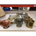 A QUANTITY OF BRASS TO INCLUDE A VERY HEAVY PESTLE AND MORTAR WITH EMBOSSED DECORATION, A COPPER