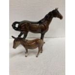 TWO BESWICK FIGURES TO INCLUDE A DONKEY AND A BAY HORSE