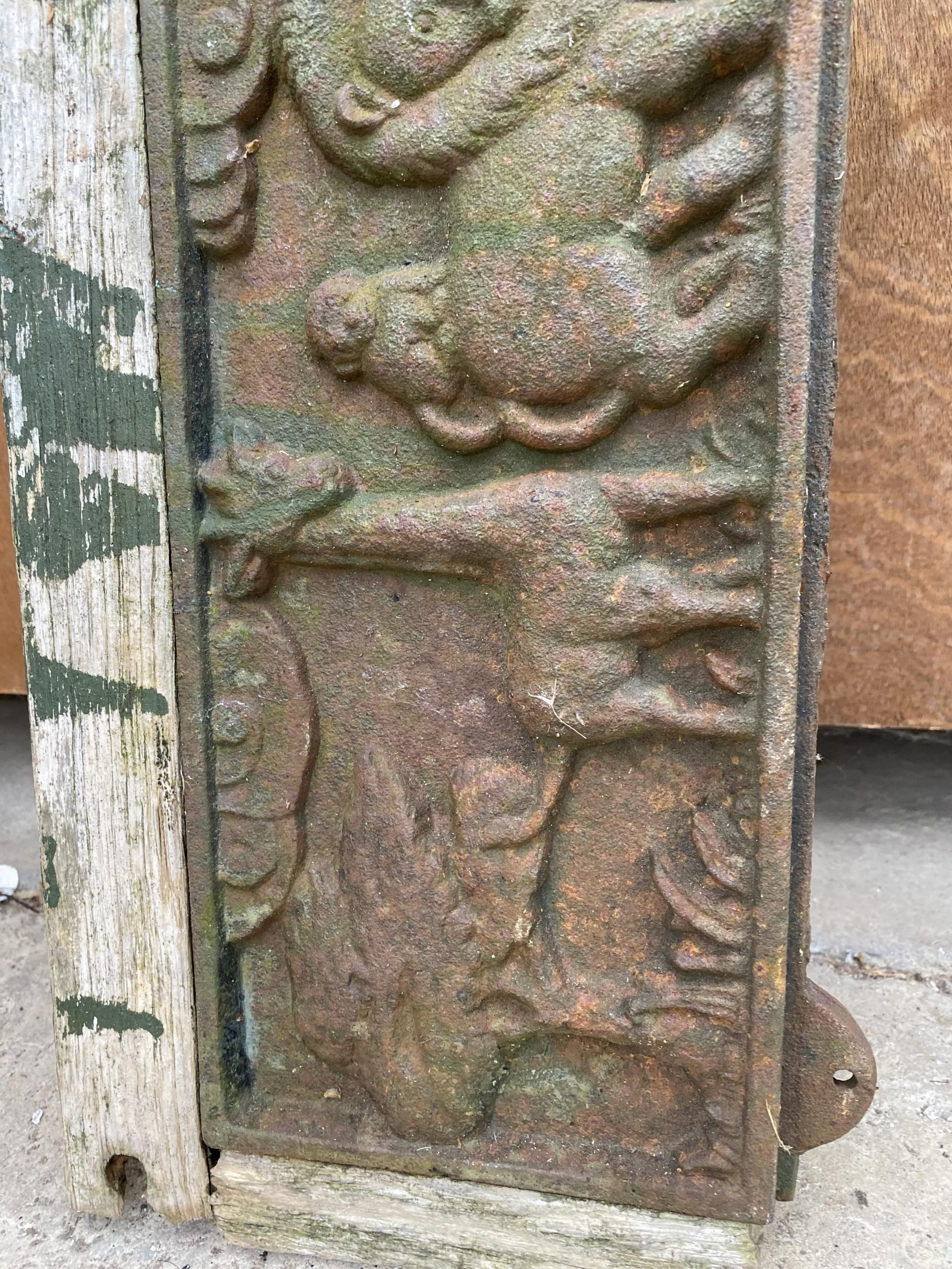 A VINTAGE CAST IRON CHILDS BENCH BACK - Image 5 of 6