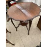 A LATE VICTORIAN MAHOGANY TWO TIER CENTRE TABLE, 27" DIAMETER