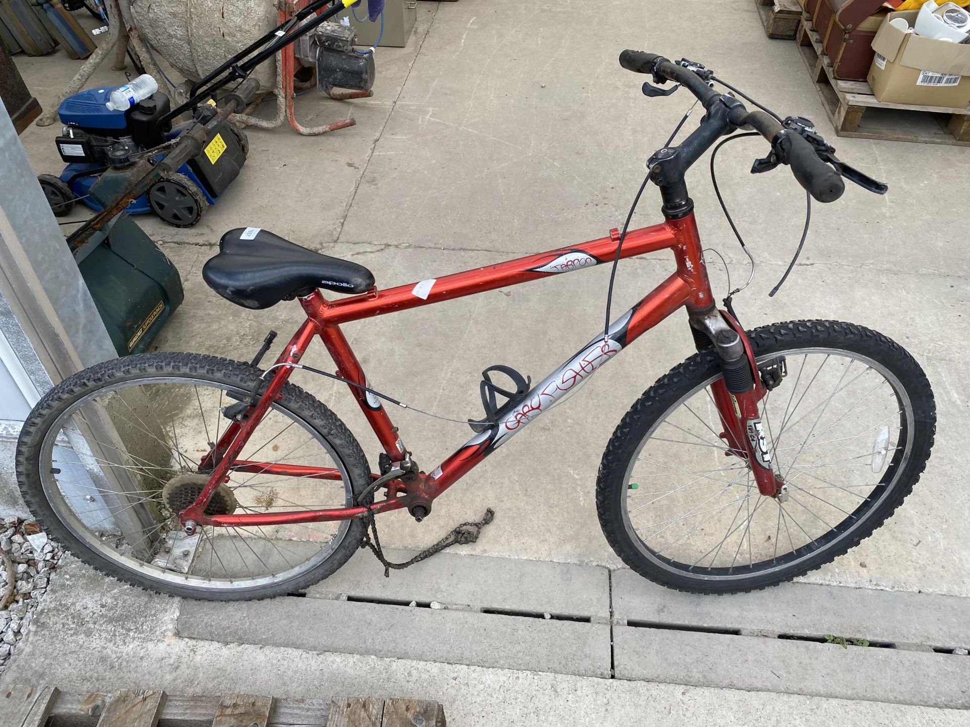 A MOUNTAIN BIKE FOR SPARES OR REPAIRS