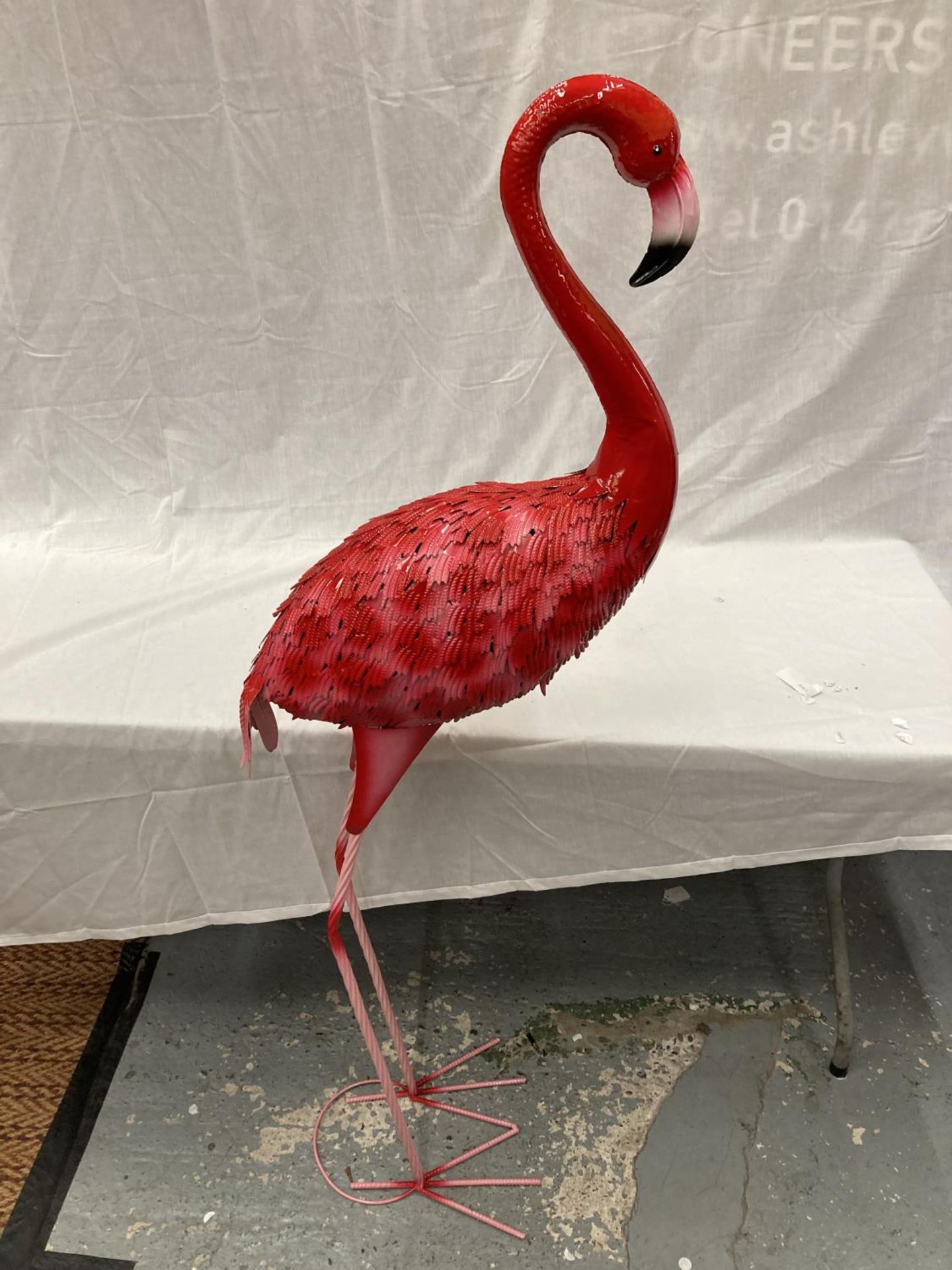 A LARGE FLAMINGO GARDEN ORNAMENT HEIGHT 155CM