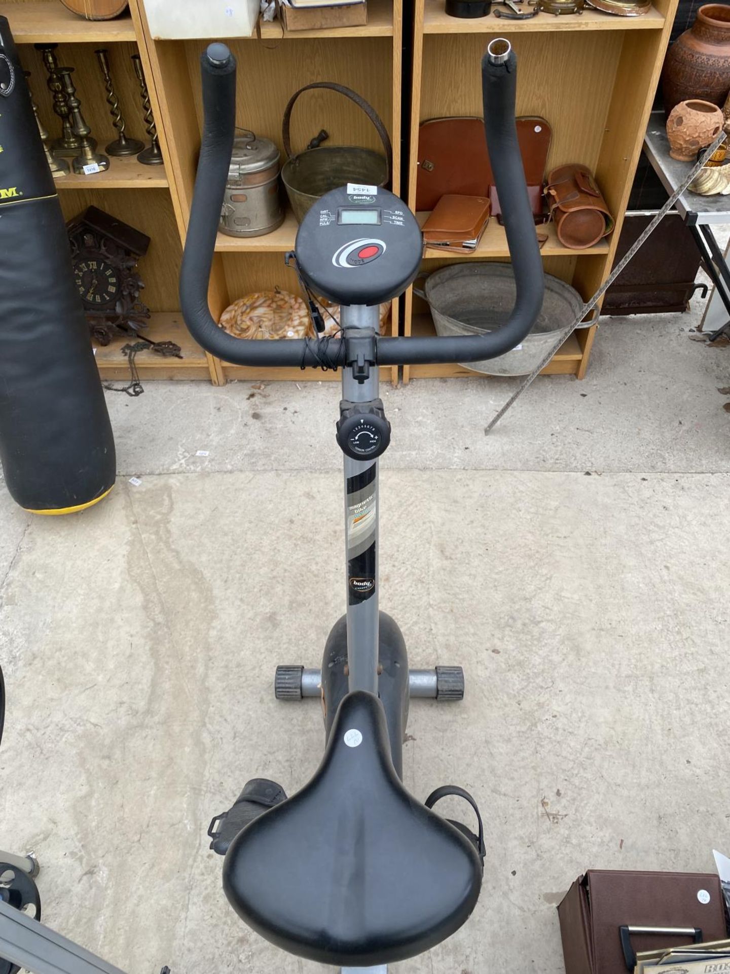 A BODY COACH EXERCISE BIKE - Image 3 of 5