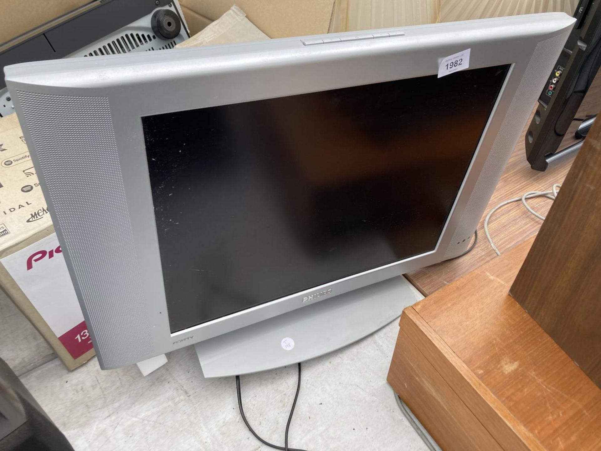 A PHILIPS 20" TELEVISION