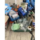 AN ASSORTMENT OF VARIOUS HOUSEHOLD CLEARANCE ITEMS