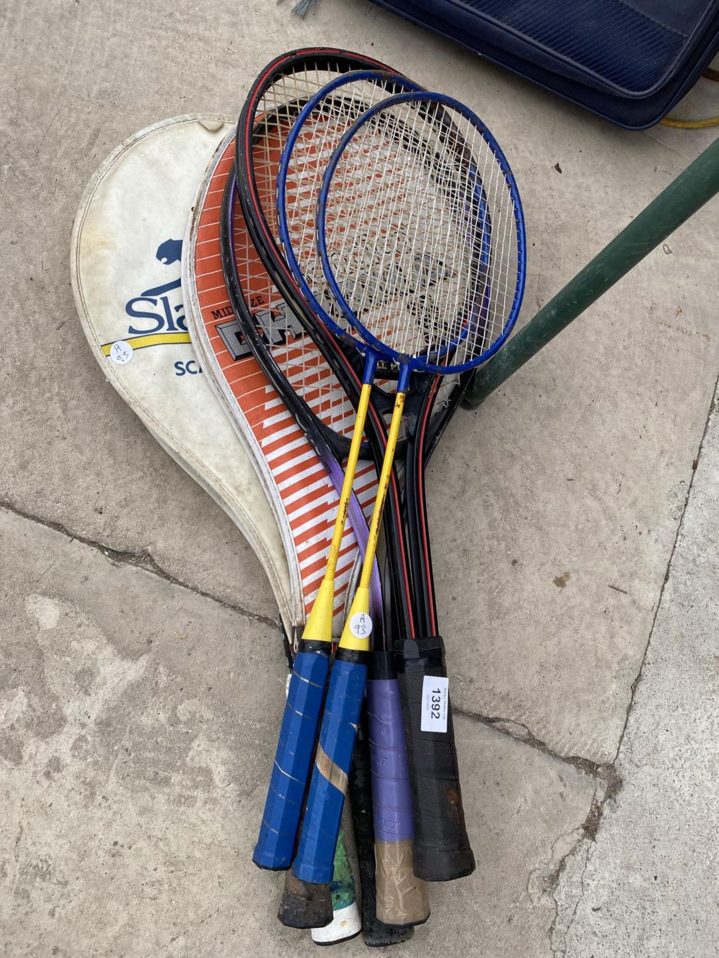 A COLLECTION OF 7 TENNIS AND BADMINTON RACKETS