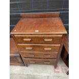 A MID 20TH CENTURY OAK CHEST WITH FOUR GRADUATED DRAWERS, 27" WIDE