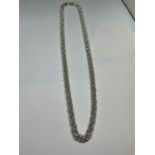 A HEAVY MARKED SILVER BELCHER NECKLACE LENGTH 18 INCHES