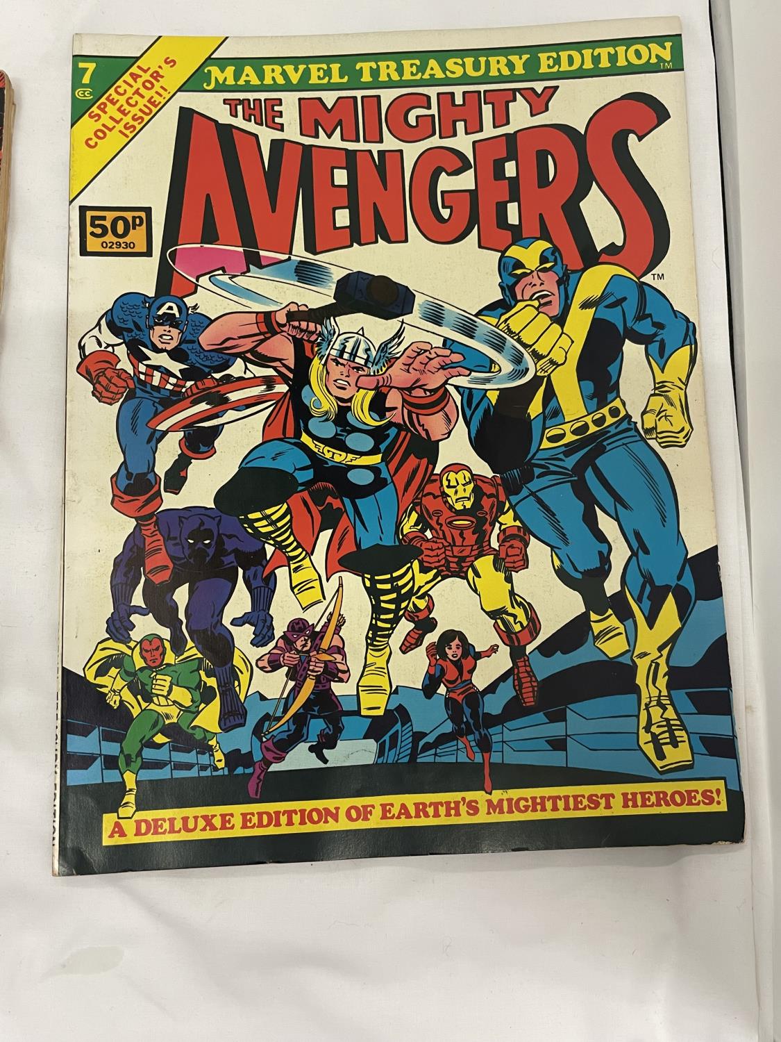 TWO MARVEL COMICS TREASURY EDITION COMICS, 1975, 'THE HULK ON THE RAMPAGE' AND 'THE MIGHTY AVENGERS' - Image 3 of 3