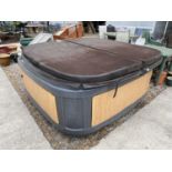 A DAVEY SPA POWER HOT TUB BELIEVED WORKING BUT NO WARRANTY