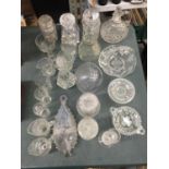 A QUANTITY OF GLASSWARE TO INCLUDE A 19TH CENTURY GLASS BAROMETER - A/F, JUGS, DISHES ETC