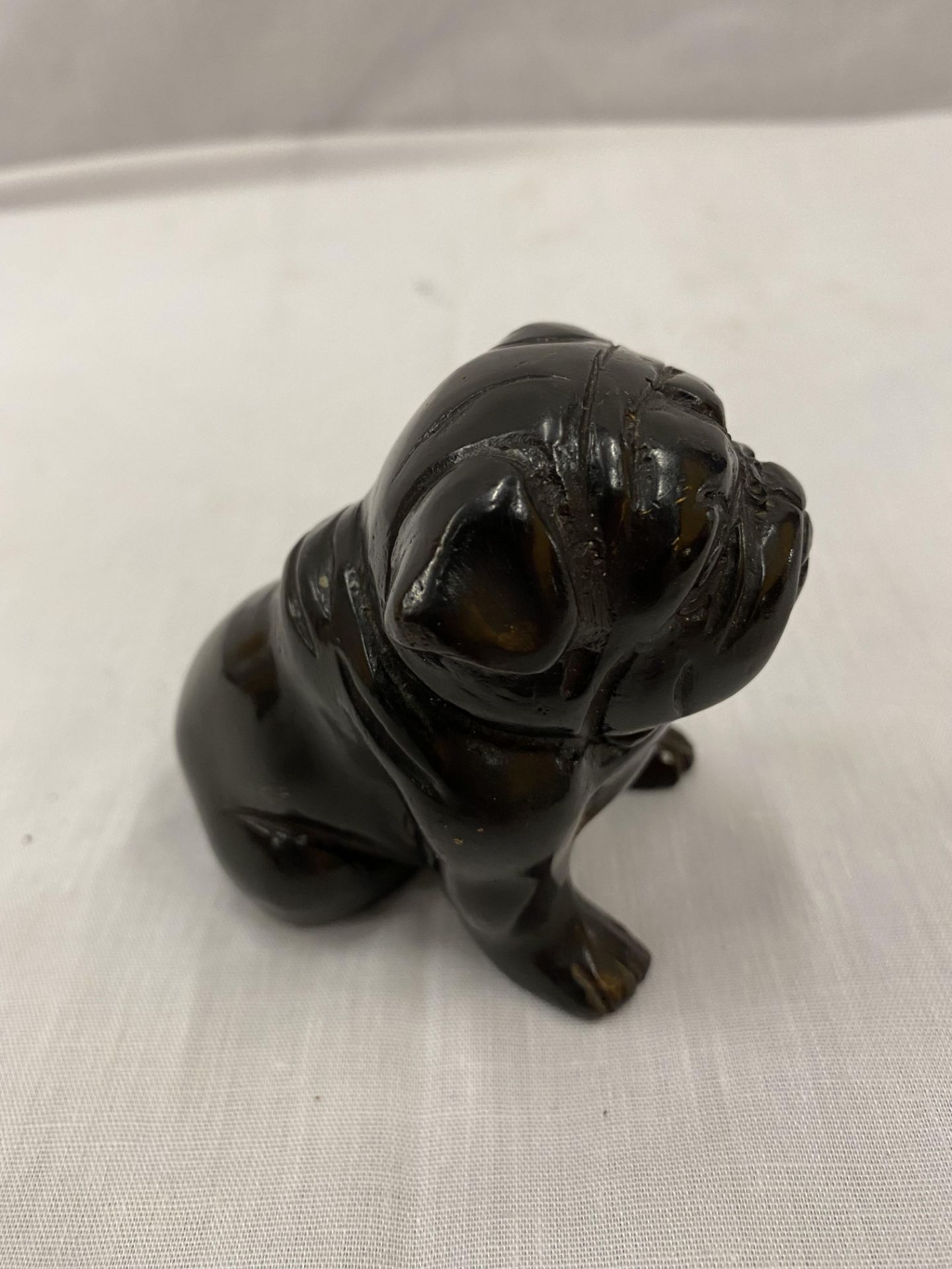 A PAIR OF BRONZE BULLDOGS, ONE SITTING AND ONE LAYING DOWN, HEIGHT 7CM AND 4CM - Image 16 of 22