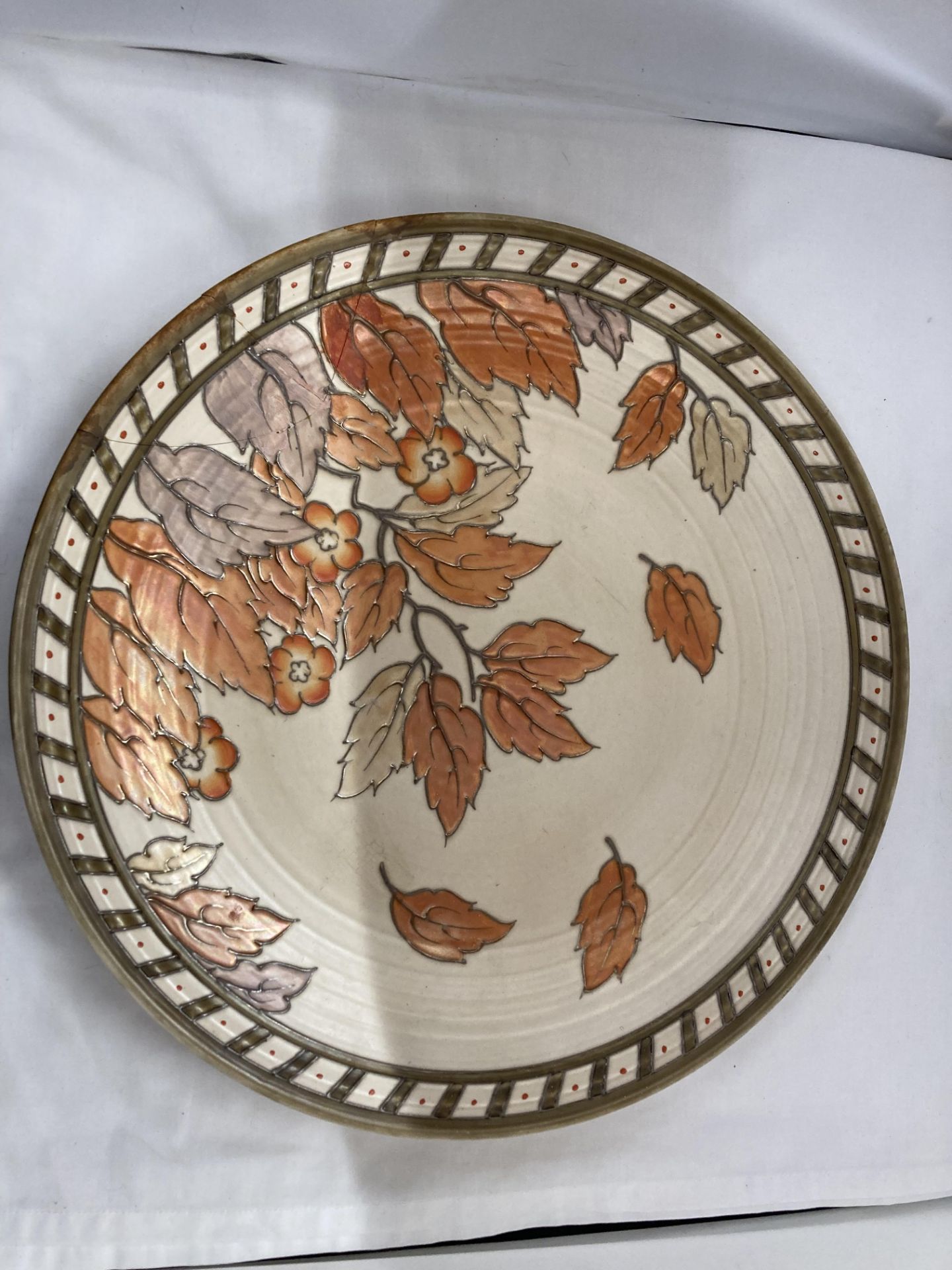 A LARGE CHARLOTTE RHEAD DECORATED CHARGER DIAMETER 43.5CM - Image 3 of 18