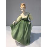 A ROYAL DOULTON FIGURE 'FAIR LADY' HN 2193 HEIGHT 20CM