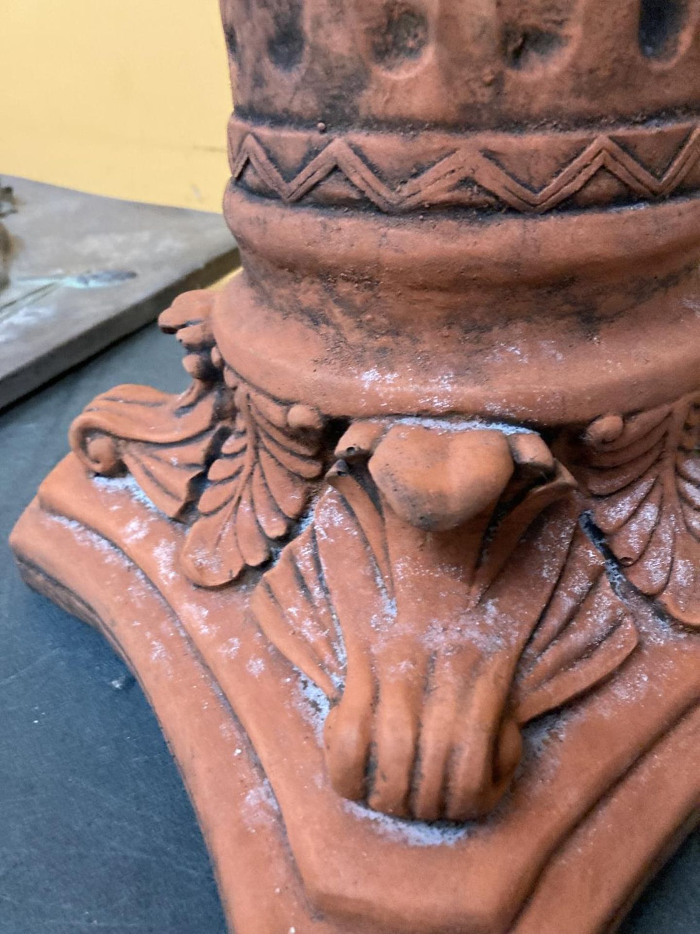 A TERRACOTTA STONE PEDESTAL HEIGHT 56CM - Image 8 of 9