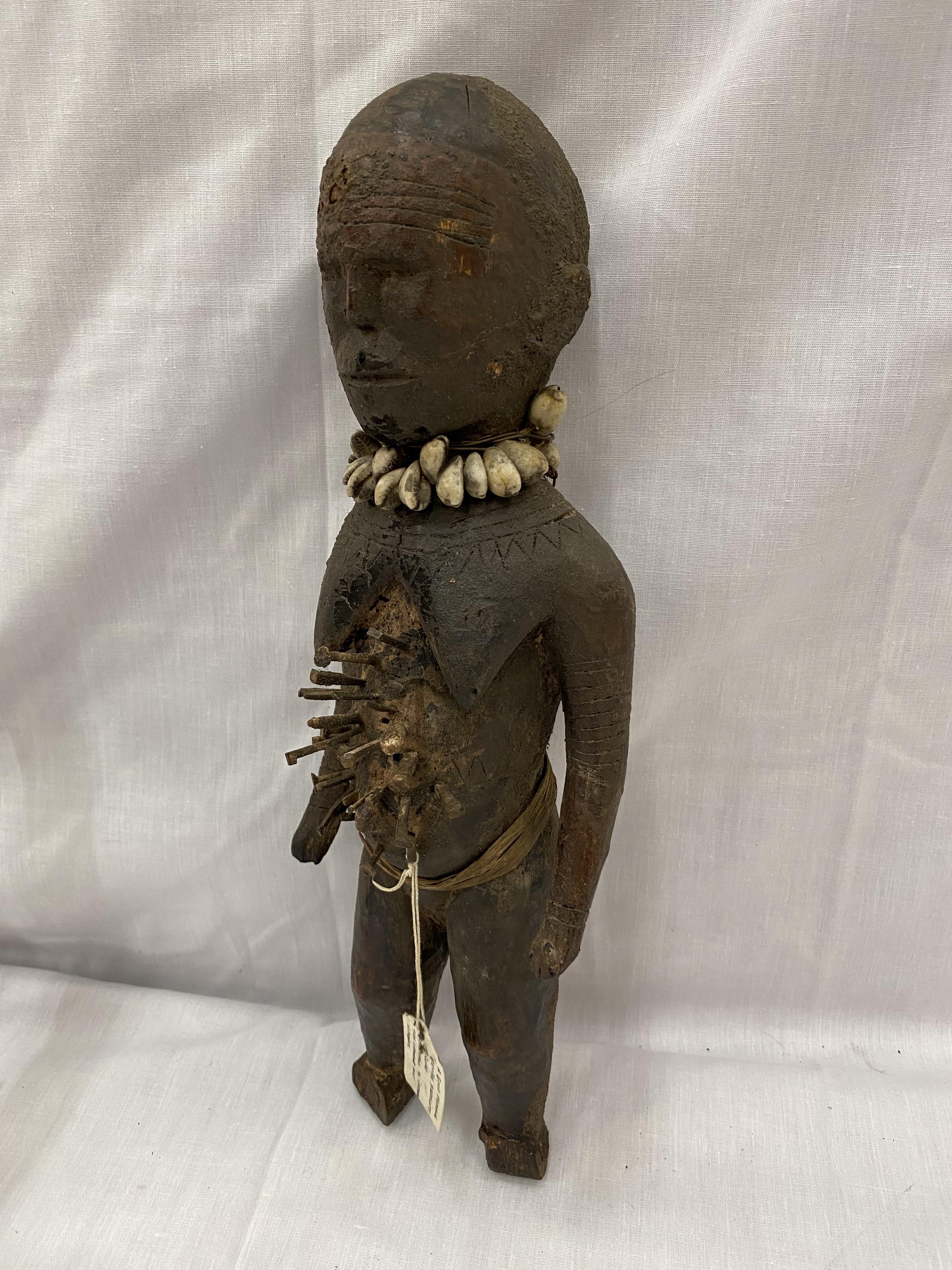 TWO HAND CARVED AFRICAN TRIBAL FIGURES, ONE BEING A FEMALE FERTILITY FIGURE. THE NAILS ARE TO - Image 11 of 16