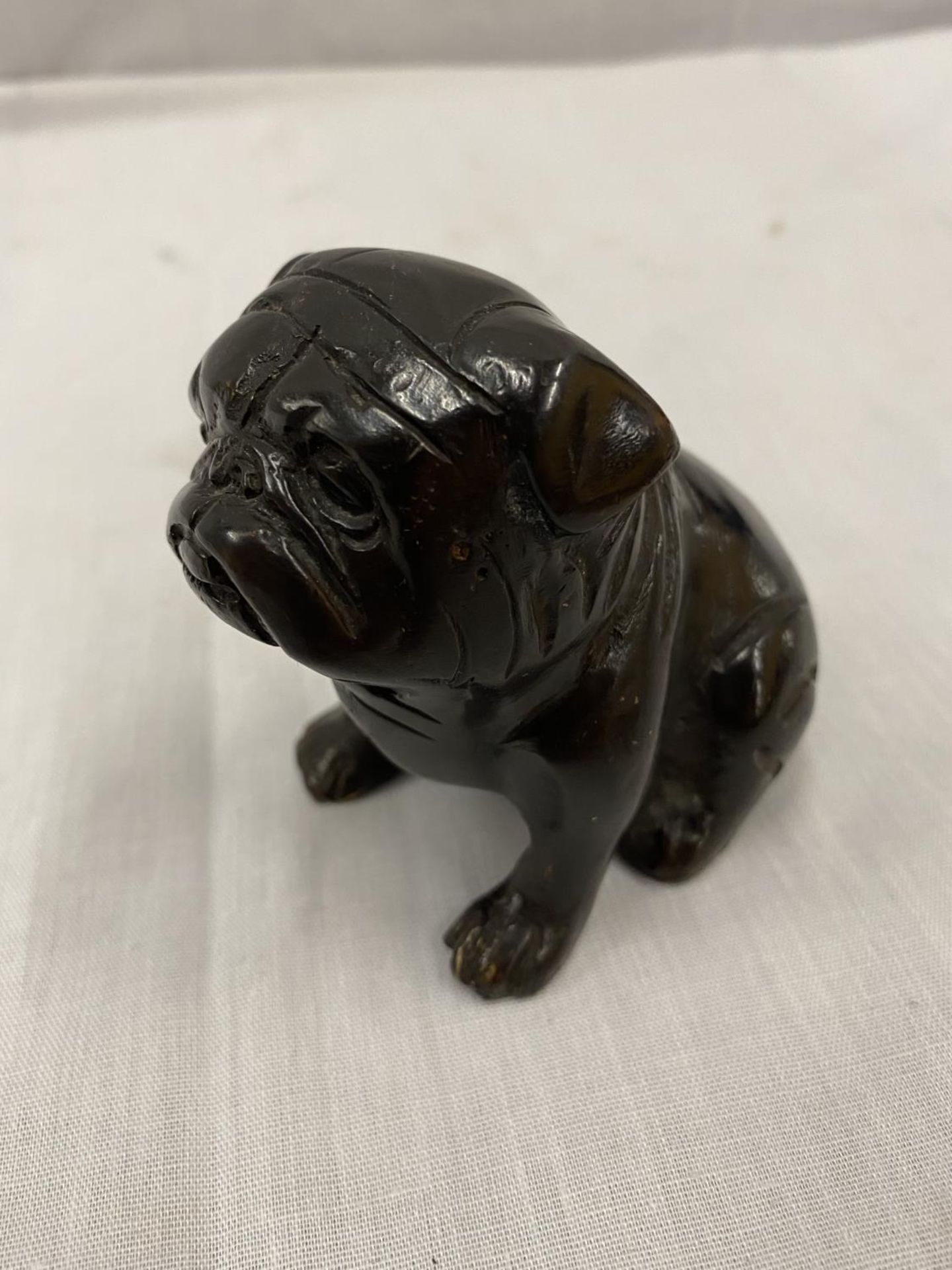 A PAIR OF BRONZE BULLDOGS, ONE SITTING AND ONE LAYING DOWN, HEIGHT 7CM AND 4CM - Image 13 of 22