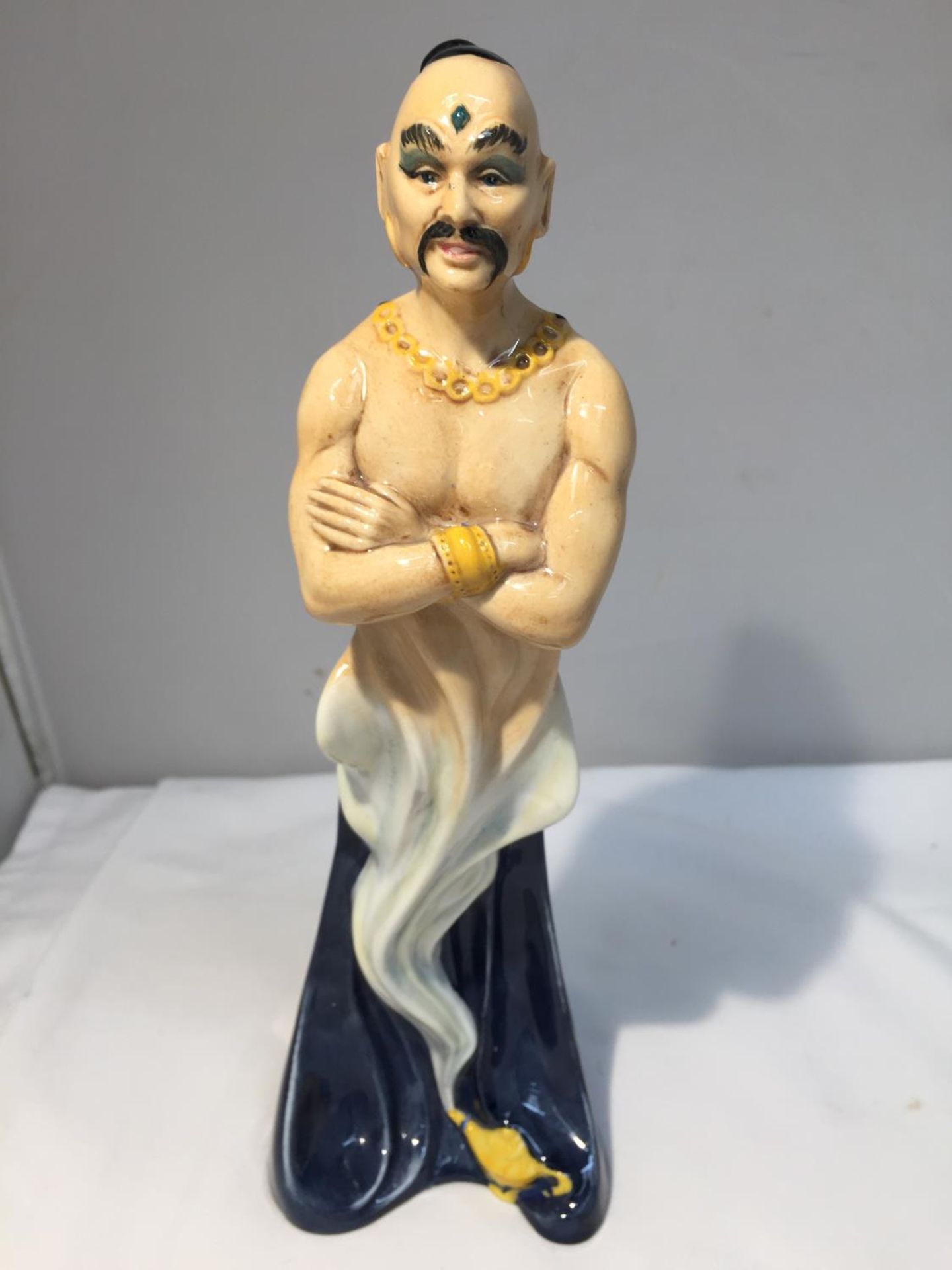 A ROYAL DOULTON FIGURE 'THE GENIE' HN 2989 HEIGHT APPROX 26CM