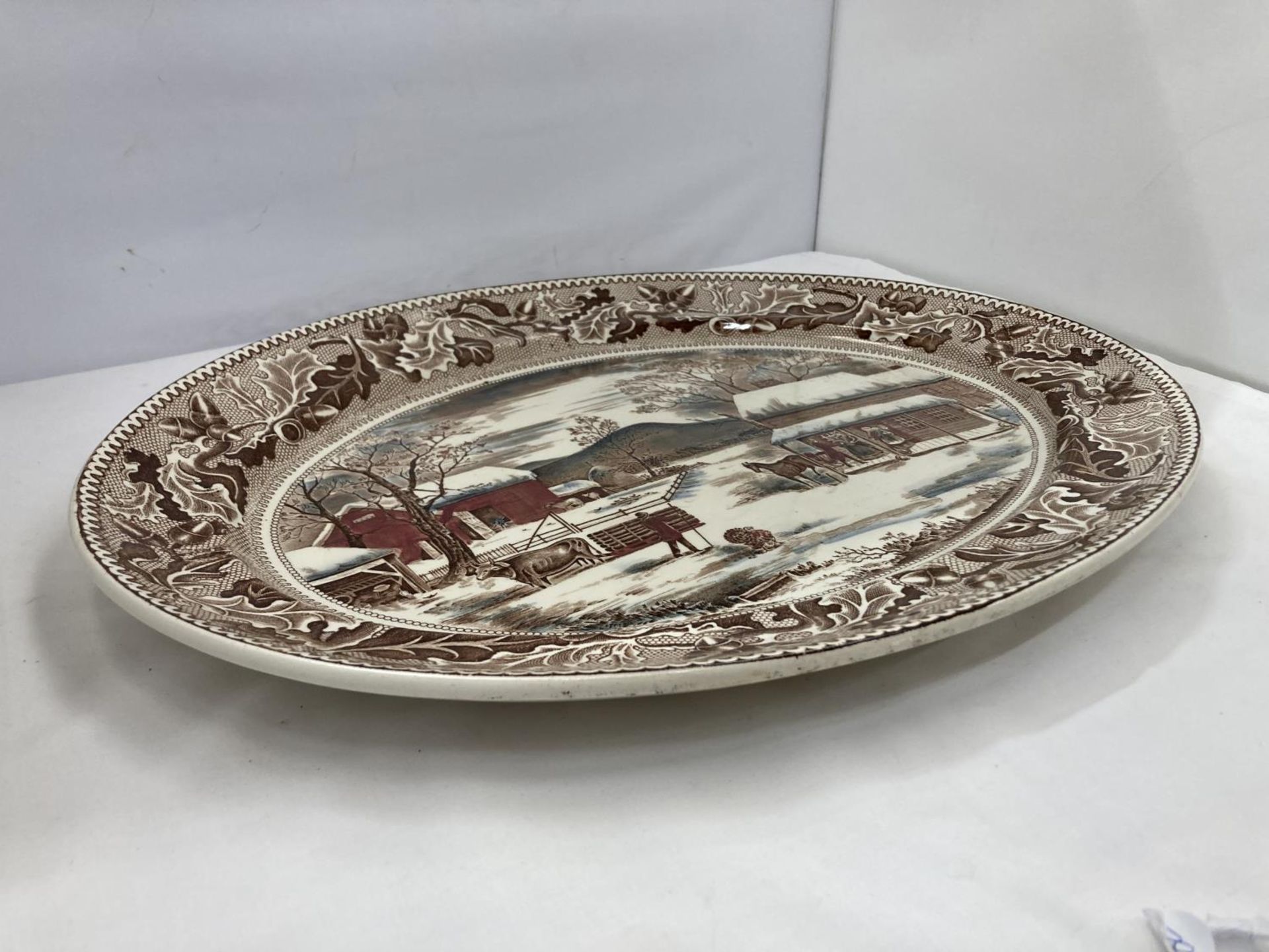 A LARGE JOHNSON BROS OVAL MEAT PLATTER WITH A FARMYARD SCENE - HOME FOR HISTORIC AMERICA - Image 7 of 9