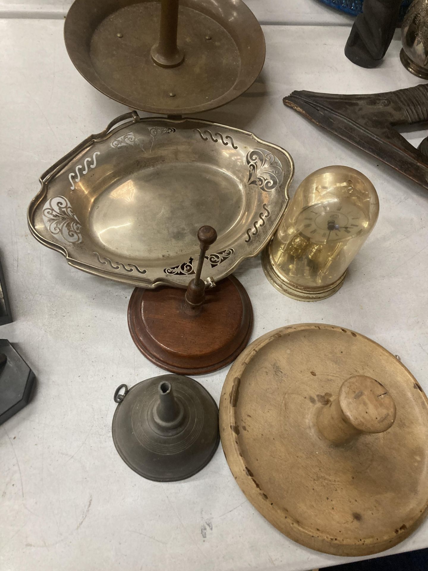 A LARGE COPPER FOOTED CANDLESTICK ON A WIDE BASE HEIGHT 78CM, DIAMETER OF BASE 25CM, A SYCAMORE - Image 9 of 13