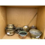 VARIOUS BRASS AND COPPER BOWLS, LIDDED CANISTER ETC