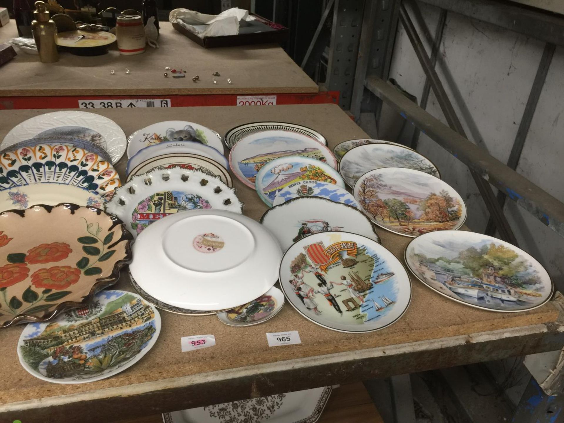 A LARGE QUANTITY OF CABINET PLATES TO INCLUDE SOUVENIR PLATES, ETC - Image 3 of 6