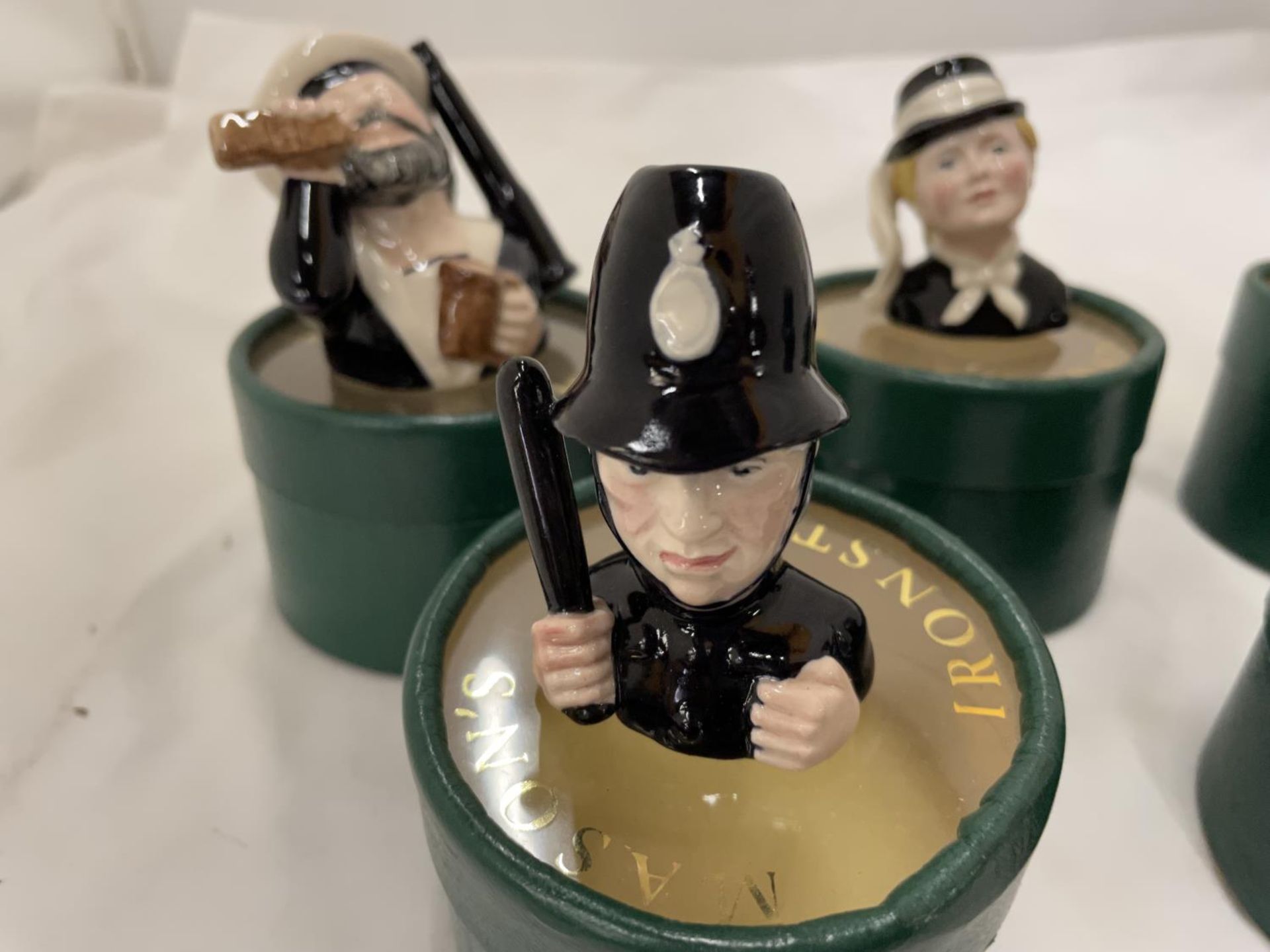 FIVE MASONS MINIATURE JUGS IN BOXES TO INCLUDE POLICEMAN, CHEF, ETC - Image 2 of 3