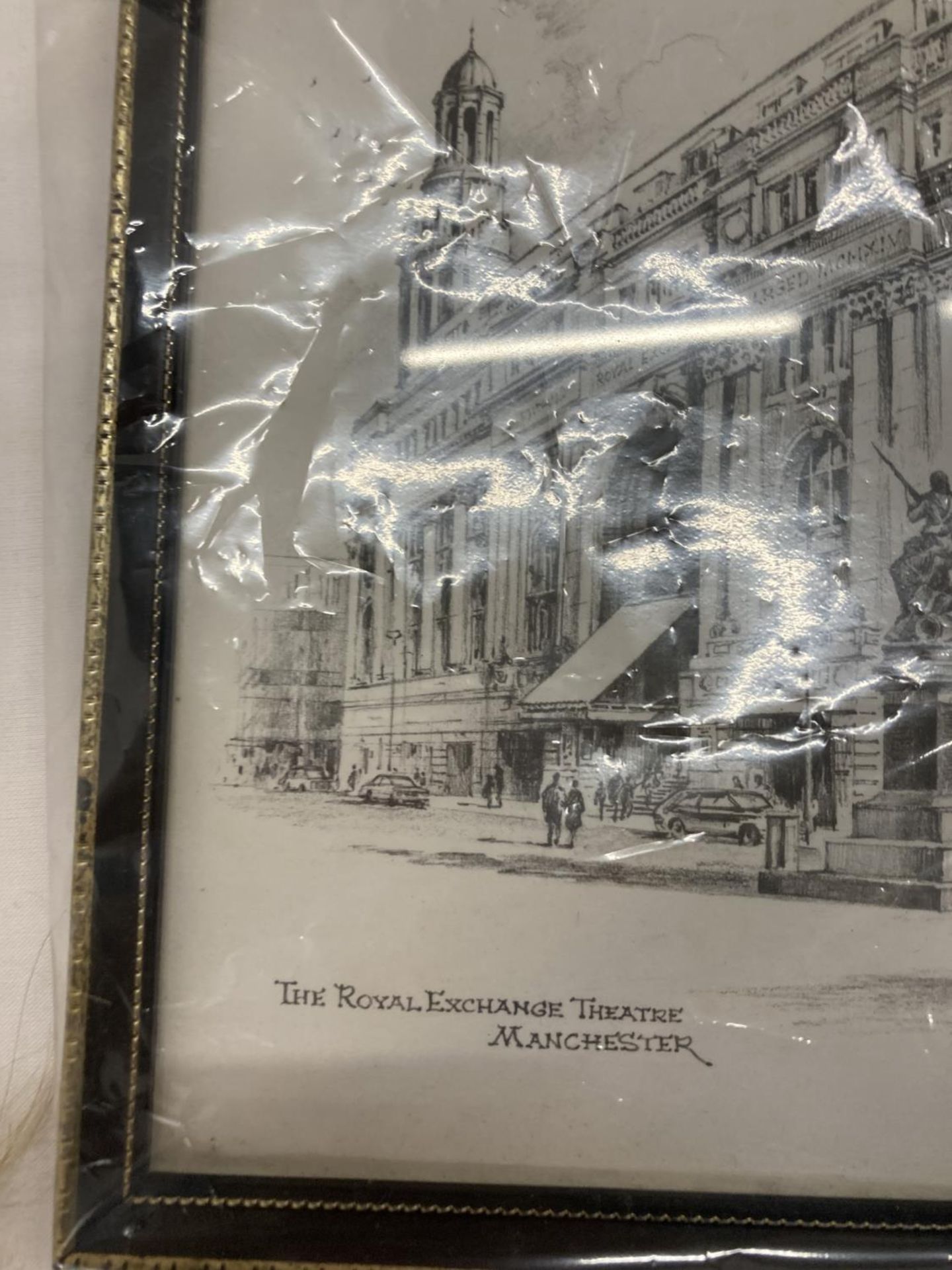 A FRAMED PRINT OF THE ROYAL EXCHANGE THEATRE, MANCHESTER 16.5CM X 22CM - Image 4 of 7
