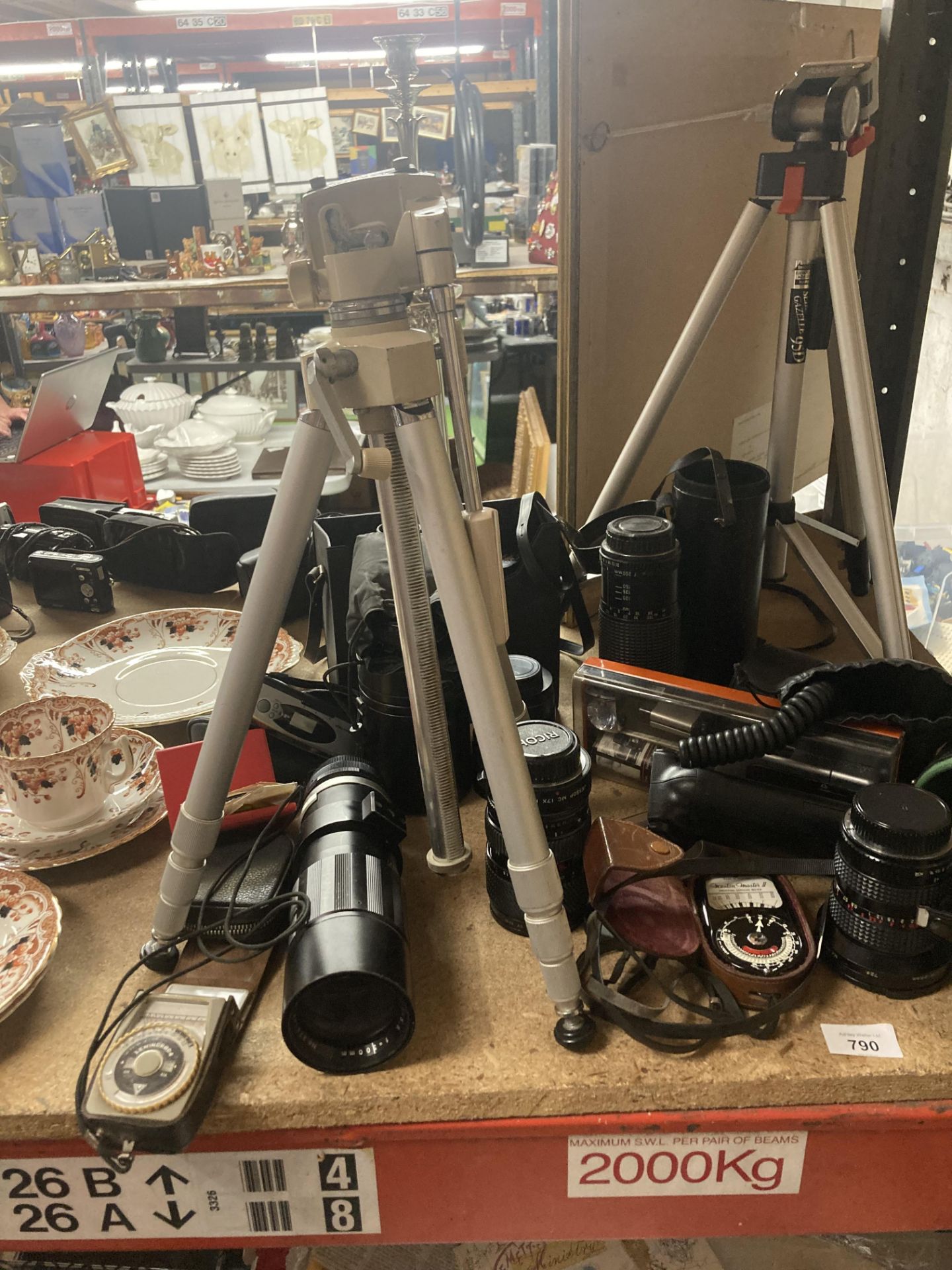 A MIXED LOT OF CAMERA LENS, TRIPODS, BINOCULARS, LIGHT METERS, CAMERA ETC., - Image 2 of 13