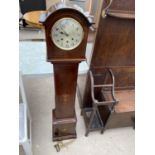 AN EDWARDIAN MAHOGANY AND INLAID GRANDMOTHER CLOCK, 11.5" WIDE, 52.5" HIGH