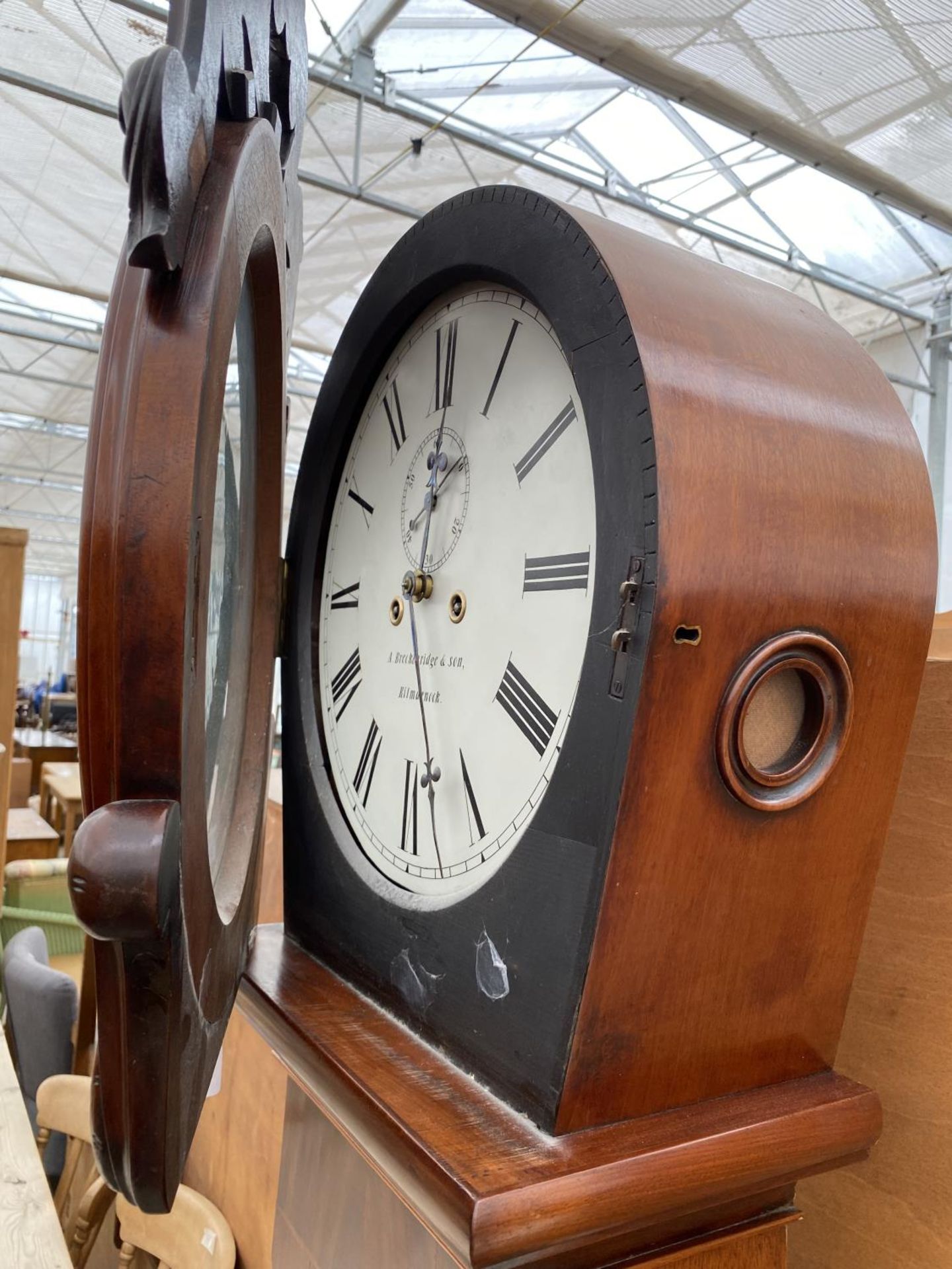 AN EARLY 19TH CENTURY EIGHT DAY SCOTTISH LONGCASE KEYHOLE SHAPE CLOCK WITH 13" PAINTED DIAL BY A. - Image 10 of 12