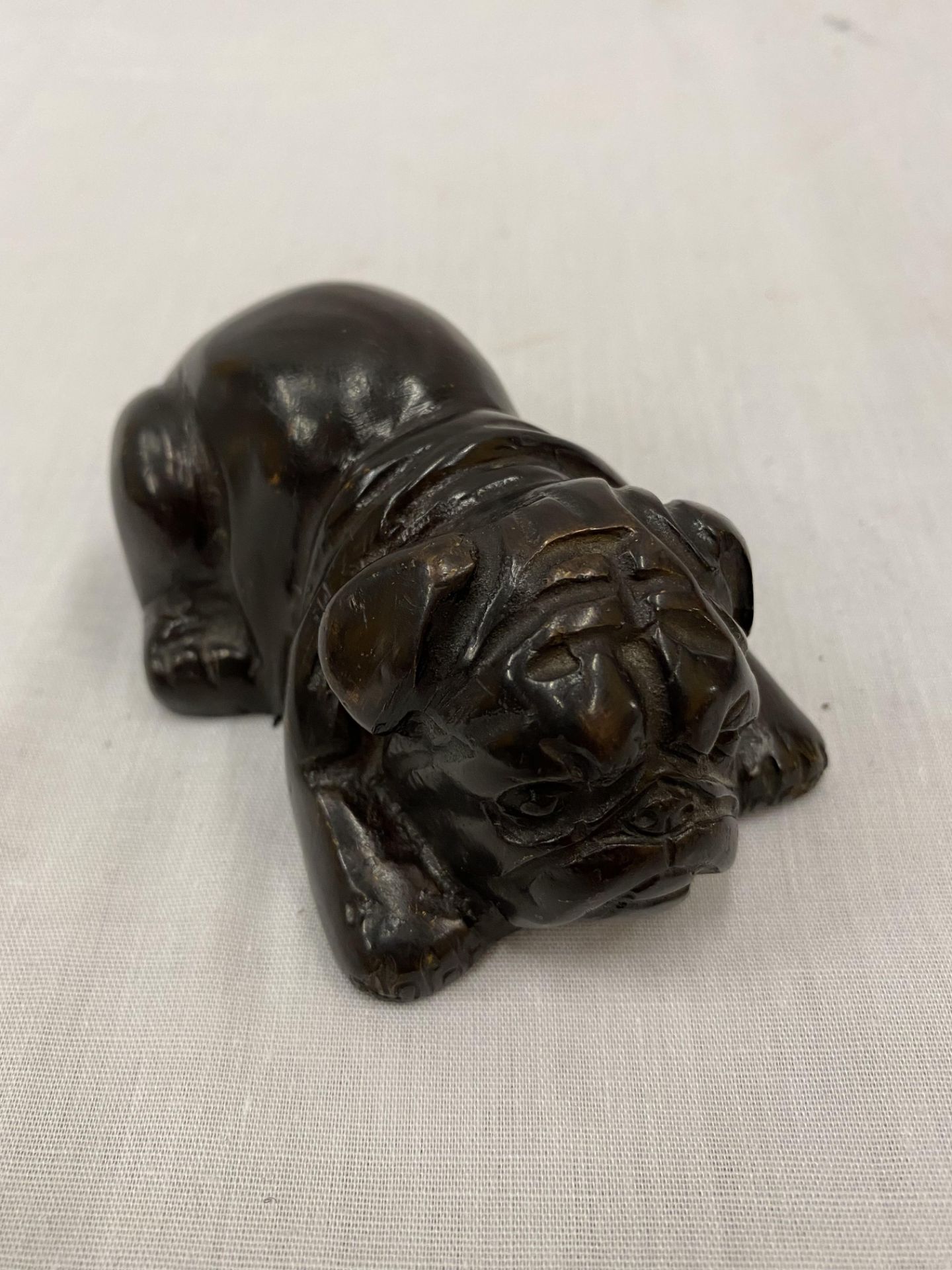 A PAIR OF BRONZE BULLDOGS, ONE SITTING AND ONE LAYING DOWN, HEIGHT 7CM AND 4CM - Image 9 of 22