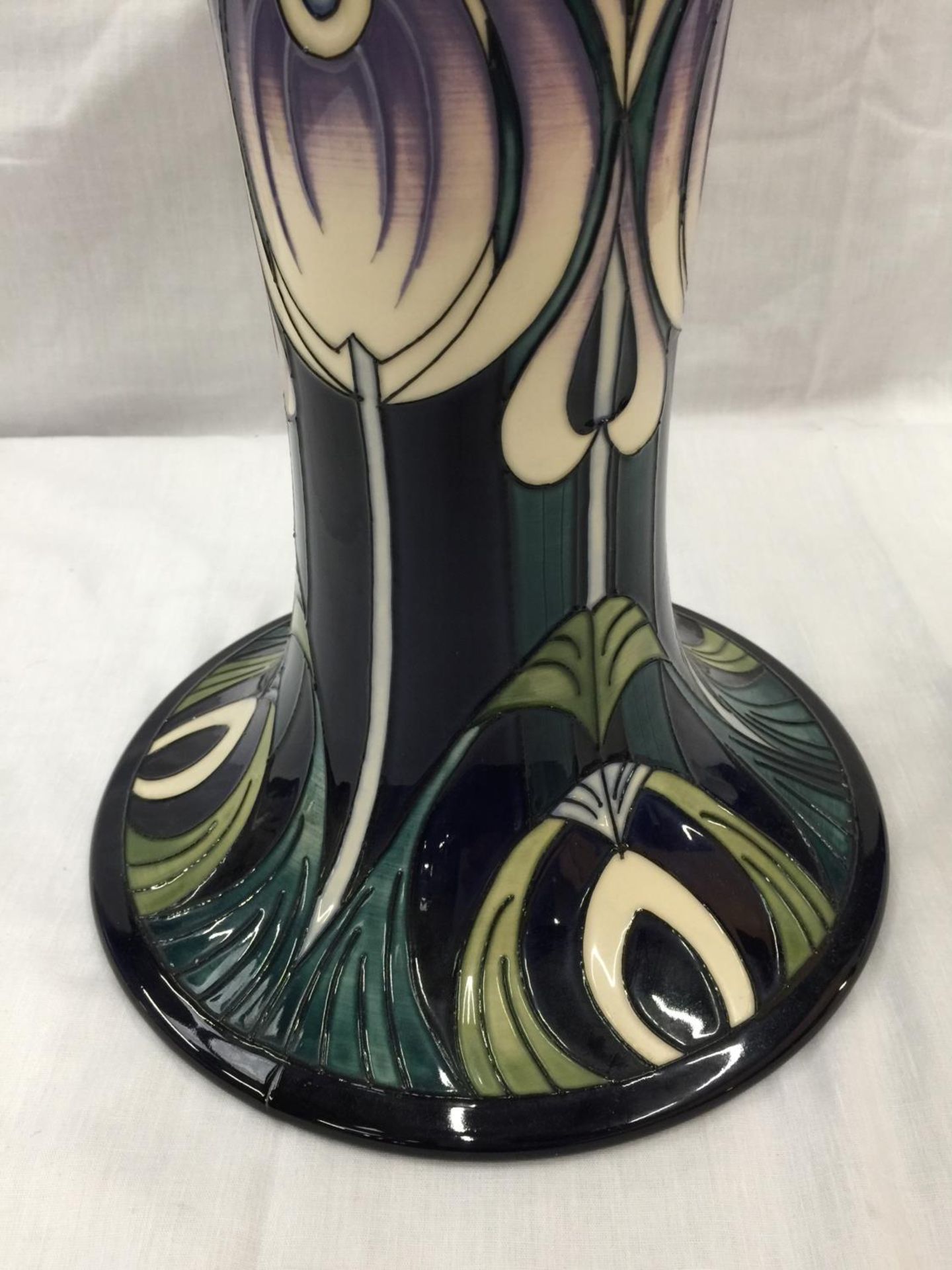 A LARGE MOORCROFT TRUMPET SHAPED VASE, SIGNED TO THE BASE BY SENIOR DESIGNER RACHEL BISHOP 2014. - Image 6 of 10