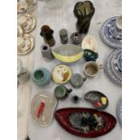 A QUANTITY OF STUDIO POTTERY TO INCLUDE SCANDINAVIAN STYLE PLATES AND DISHES, VASES, BOWLS, ETC