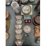 A QUANTITY OF ORIENTAL STYLE ITEMS TO INCLUDE DISHES, CHINESE BALLS, VASE, PLAQUE, ETC