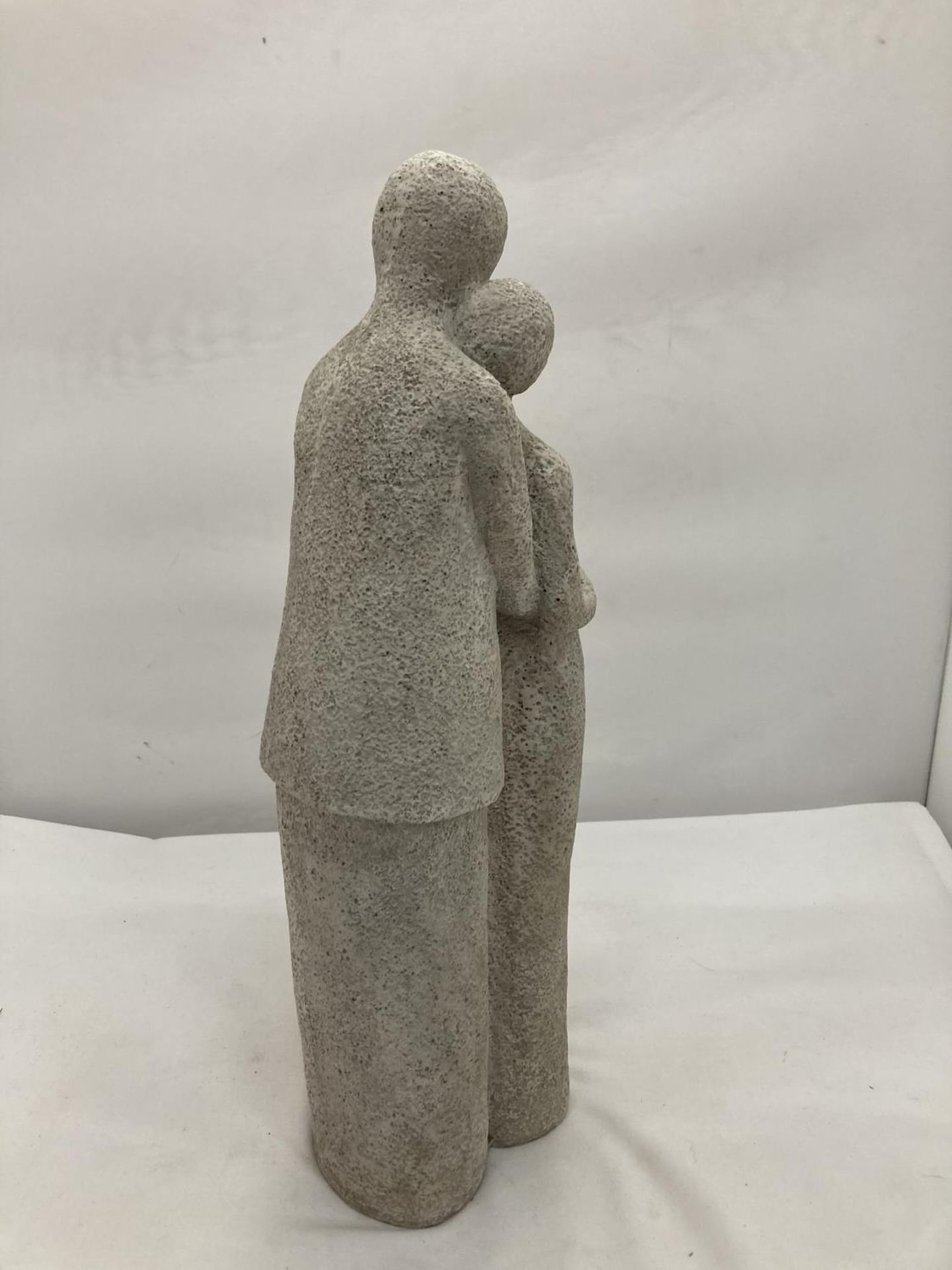 A STONEWARE FIGURINE OF A MAN HOLDING A PREGNANT LADY HEIGHT 38CM - Image 4 of 9