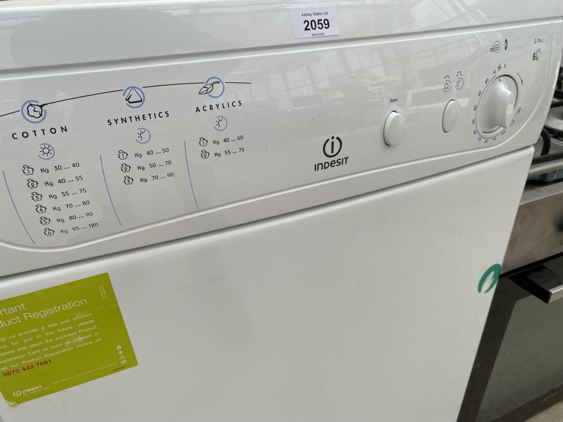 A WHITE INDESIT DRYER - Image 2 of 3
