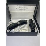 A BOXED FRONDINI WATCH AND SUNGLASSES SET