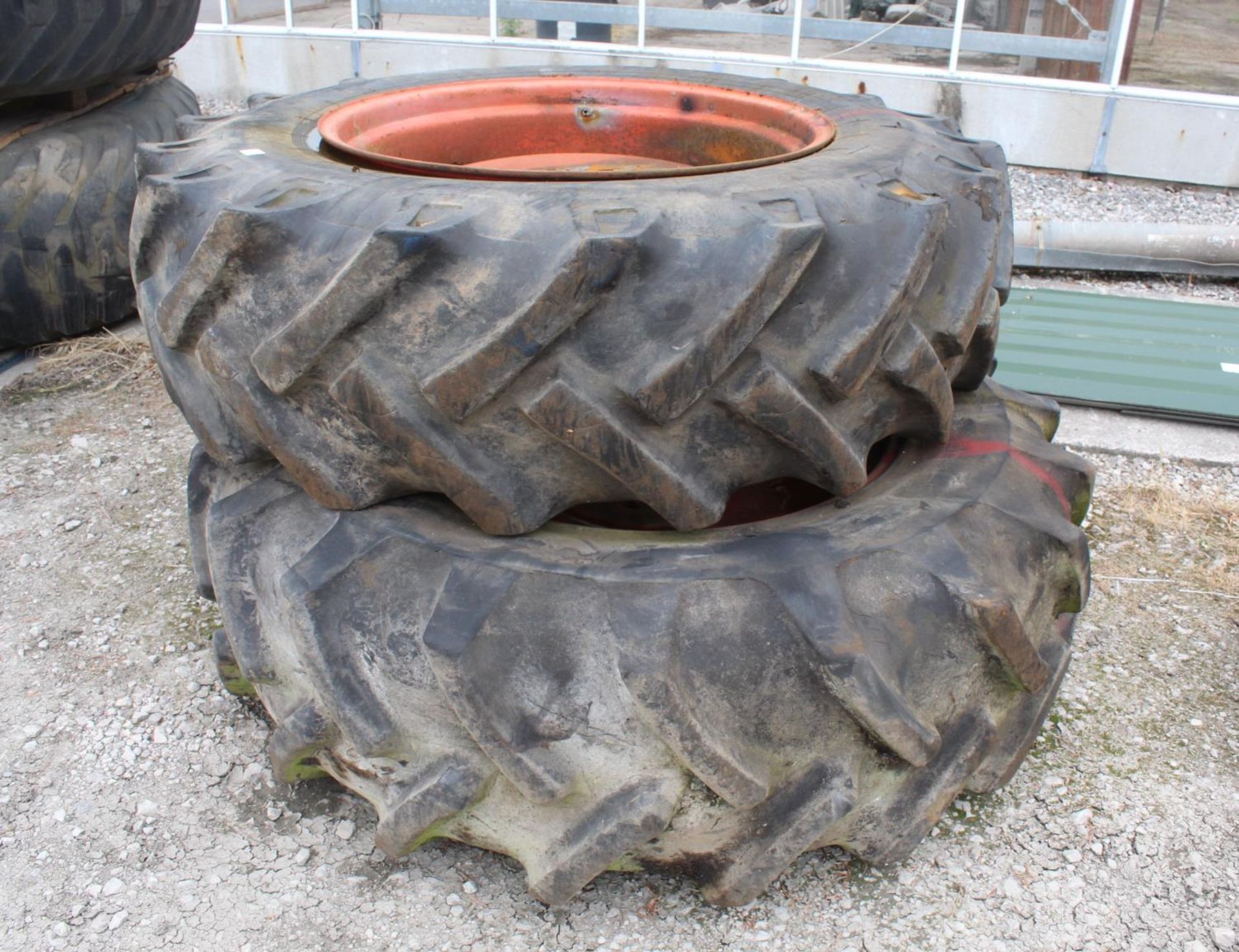 2 WHEELS & TYRES 18.4 X 50-34 + VAT